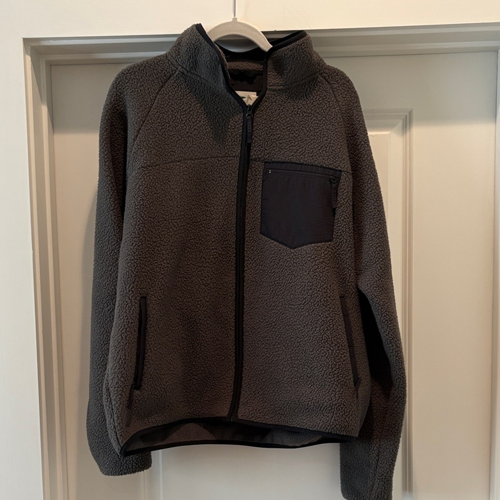 Huckberry Wellen “Dawn Patrol” Fleece Jacket. Size Large. Olive Green. NWOT.